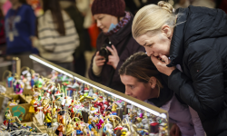 Food prices are surging in Russia. Is the war hitting Russians in the pocket?