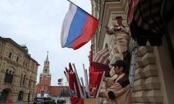 Russian propaganda glorifies dying for country, students say