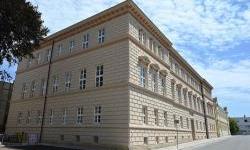 On the first day of school, the renovated Petrinja Secondary School also opened its doors to its students