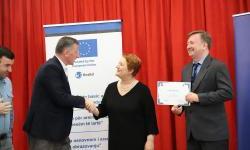 Arsim i përmirësuar përmes modelit për sigurim të cilësisë të udhëhequr nga kolegët