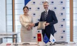 EIB Global announces digitalisation grant for Montenegrin schools