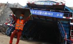 NIN RESEARCHES How Chinese companies do business in Serbia: The high price of 